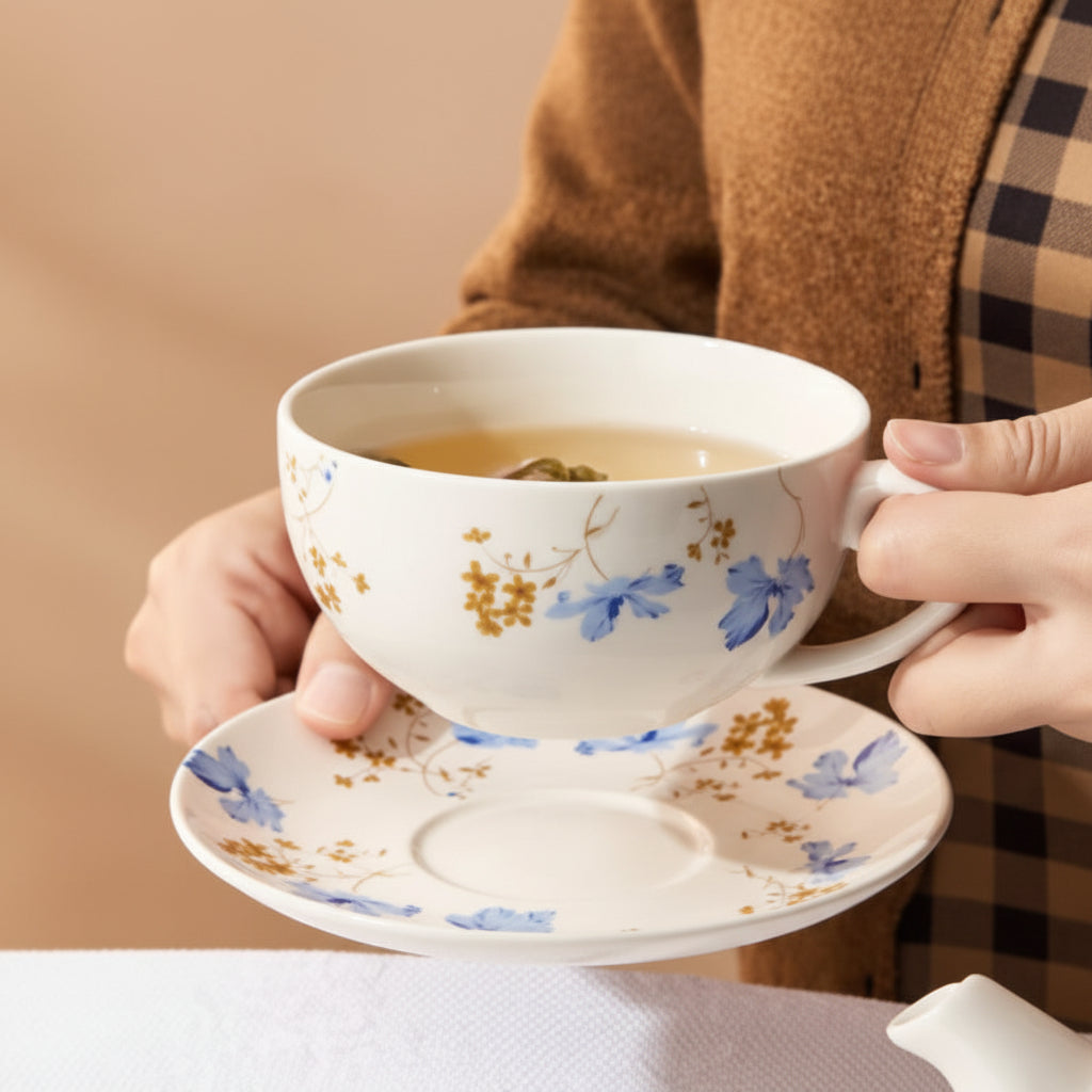 THÉIÈRE ÉGOÏSTE BLANCHE