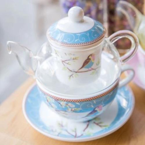 theiere en verre avec tasse integre