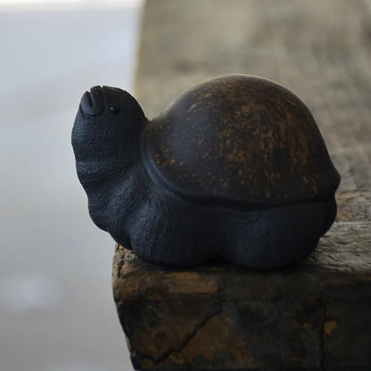 Mascottes de thé tortoise noire argile
