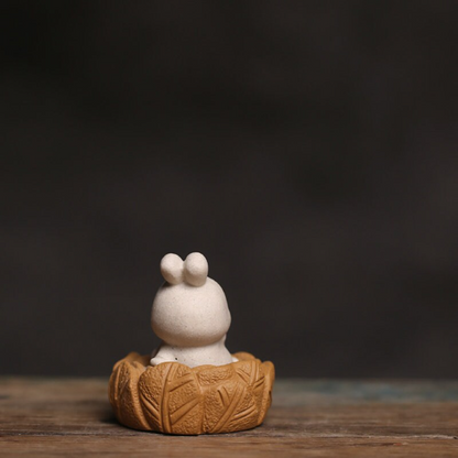 Mascotte de Thé Grenouille Lunaire en Zisha