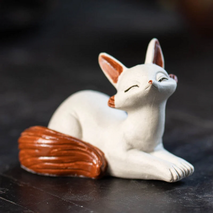 Mascotte de Thé Tigre Blanc en Argile