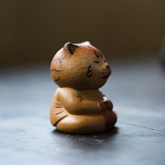 Mascotte de Thé Tigre Rugissant en Argile