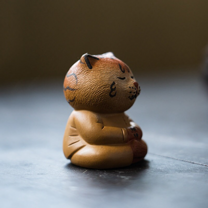 Mascotte de Thé Tigre Rugissant en Argile