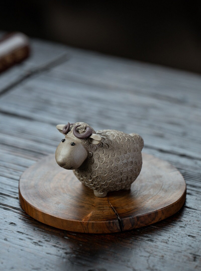 Mascotte de Thé Carpe Dorée en Zisha