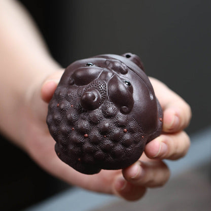 Mascottes de thé frog noir en argile
