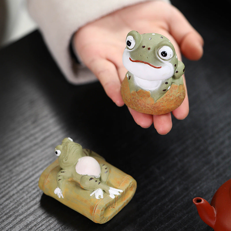 Mascottes de thé frog vert en argile