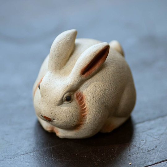 Mascotte de Thé Cerf Sacré en Argile