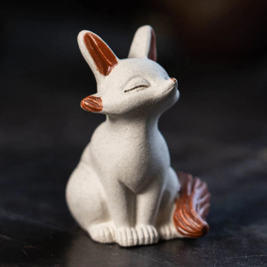 Mascotte de Thé Tigre Blanc en Argile