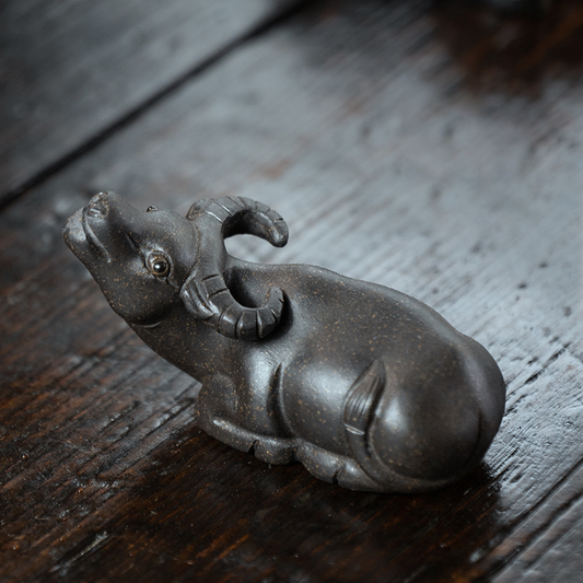 Mascotte de Thé Lion Sacré en Céramique