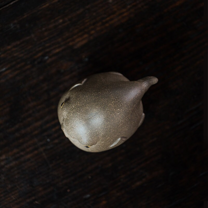 Mascotte de Thé Hibou Sage en Céramique