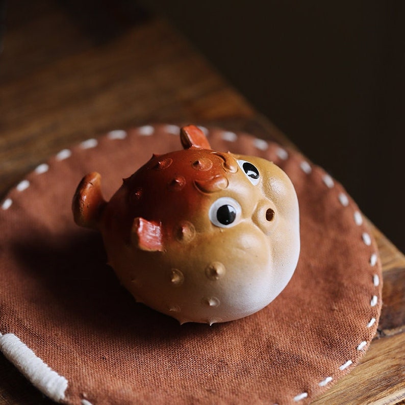 Mascotte de thé â Grenouille argile