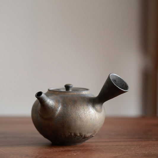 THÉIÈRE EN CÉRAMIQUE JAPONAISE KYUSU RONDE