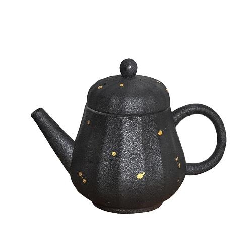 petite théière en céramique
