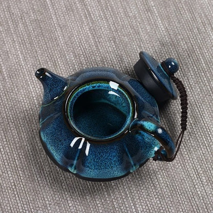 Petite théière en porcelaine chinoise bleu verte ouverte