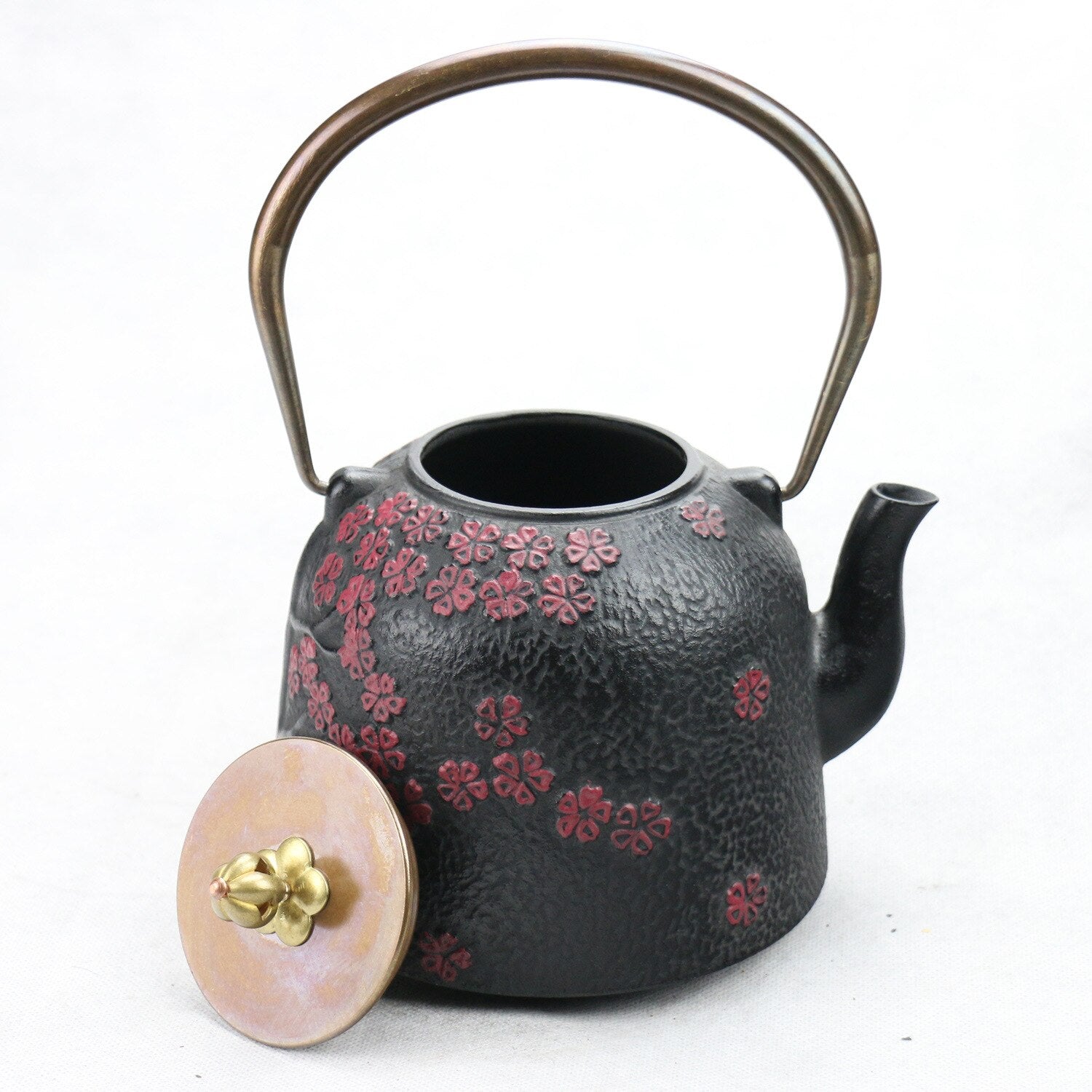 théière en fonte japonaise sakura vue de l'interieur