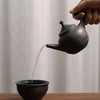 Théière en céramique japonaise Ningyo avec du thé