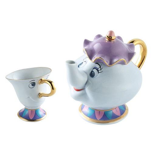 théière samovar une tasse