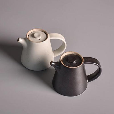 deux modele de théières en céramique design