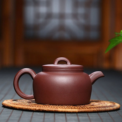 dessous de théière avec théière céramique de yixing naturelle