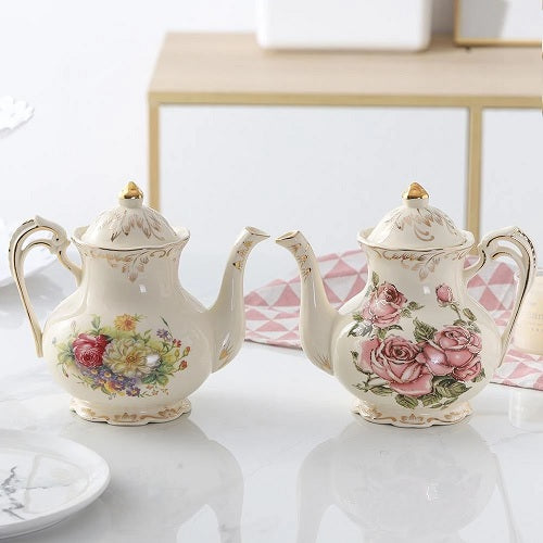 deux Théière en porcelaine anglaise