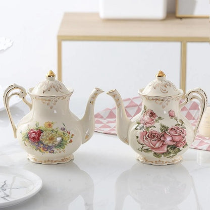 deux Théière en porcelaine anglaise